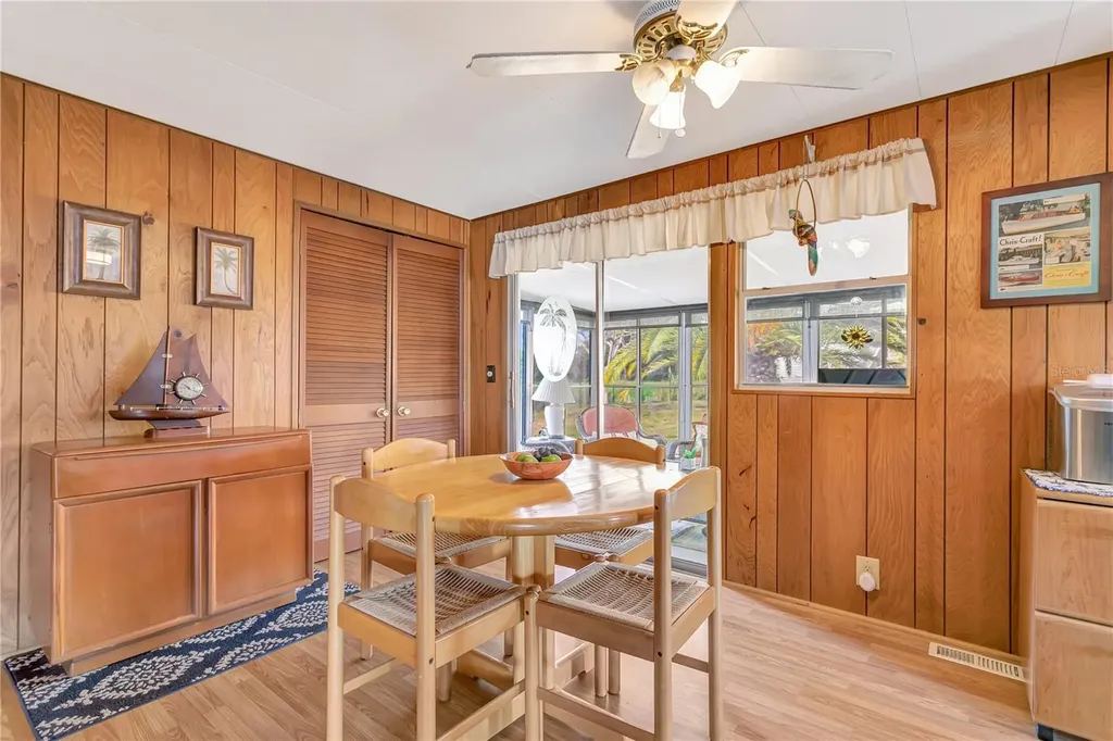 3208 Oakwood Boulevard S Sarasota FL 34237