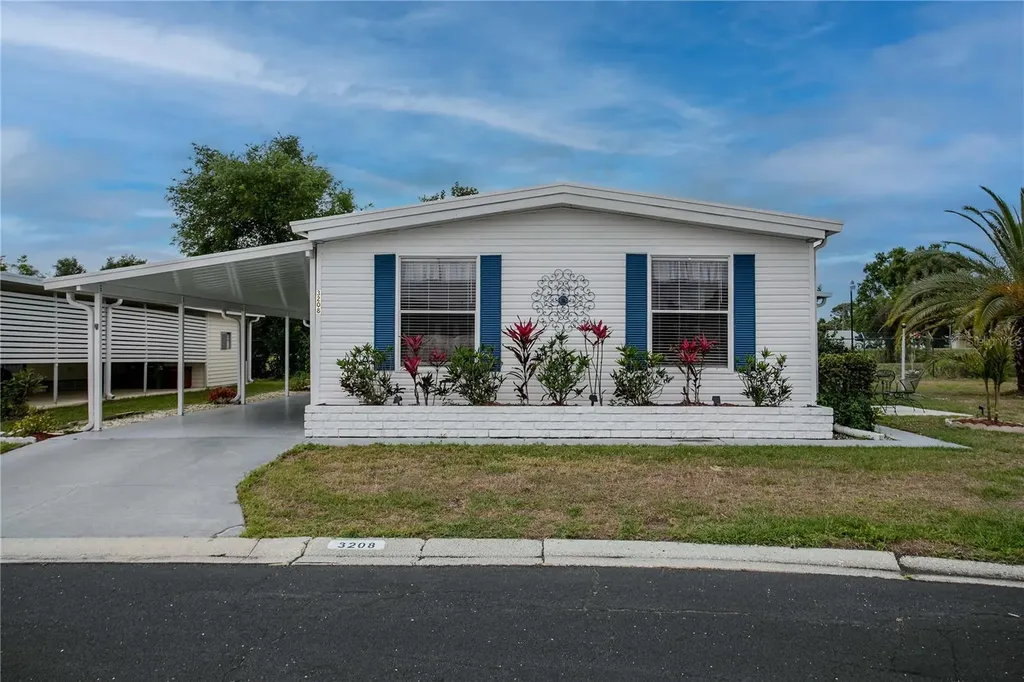 3208 Oakwood Boulevard S Sarasota FL 34237