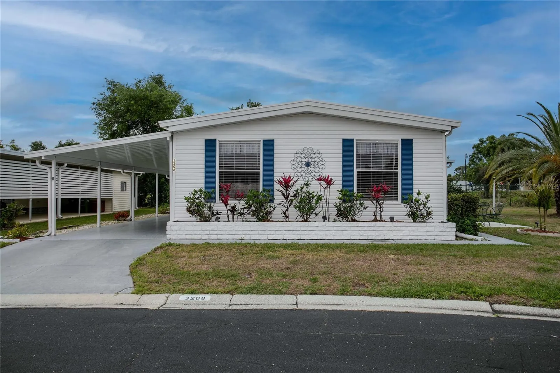 3208 Oakwood Boulevard S Sarasota FL 34237