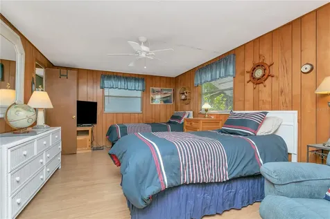 3208 Oakwood Boulevard S Sarasota FL 34237