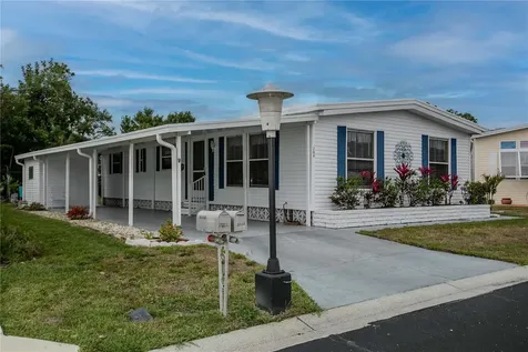 3208 Oakwood Boulevard S Sarasota FL 34237