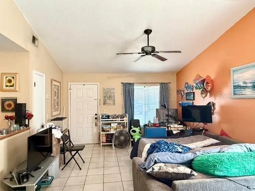 608 E Warren Avenue Longwood FL 32750