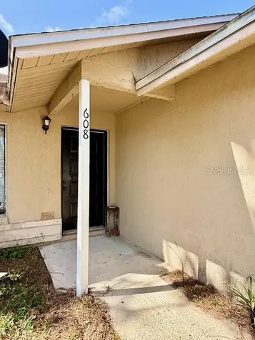 608 E Warren Avenue Longwood FL 32750