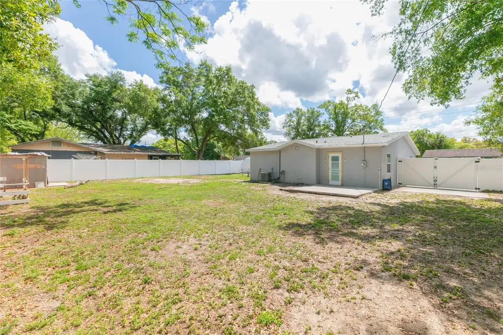39147 6th Avenue Zephyrhills FL 33542