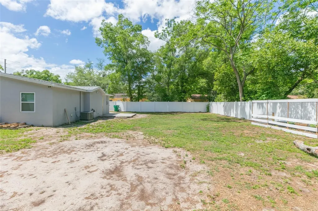 39147 6th Avenue Zephyrhills FL 33542