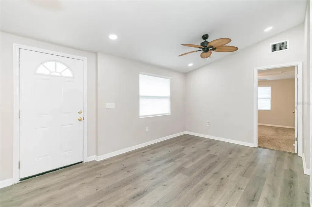 39147 6th Avenue Zephyrhills FL 33542
