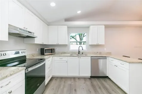 39147 6th Avenue Zephyrhills FL 33542