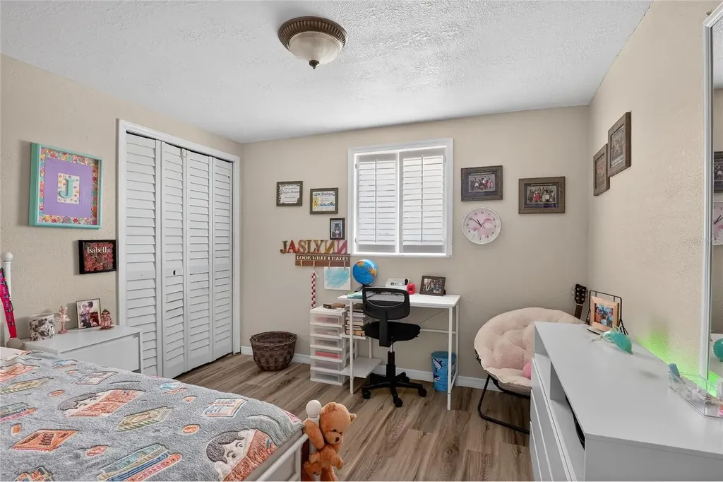 6108 Fairway Boulevard Apollo Beach FL 33572