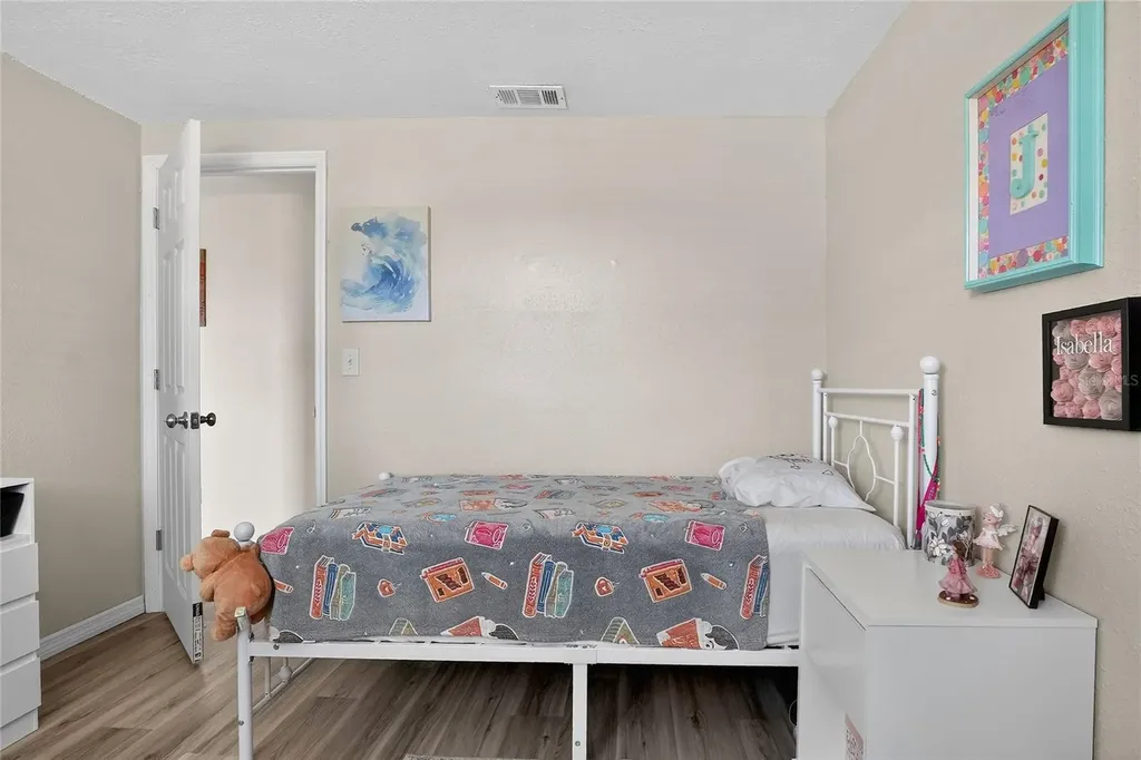 6108 Fairway Boulevard Apollo Beach FL 33572