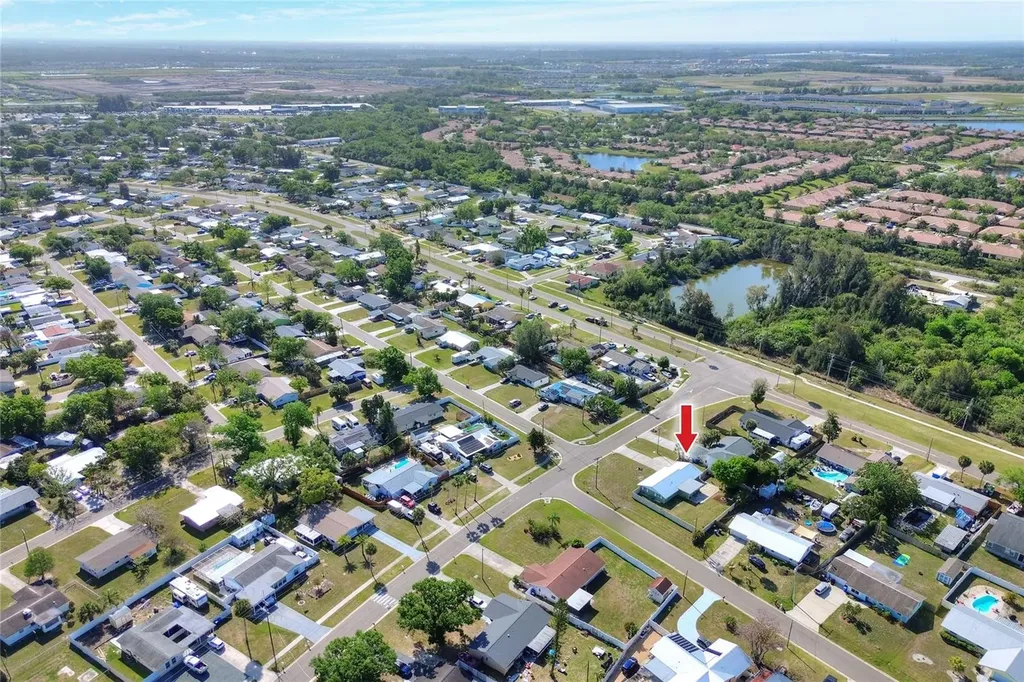6108 Fairway Boulevard Apollo Beach FL 33572