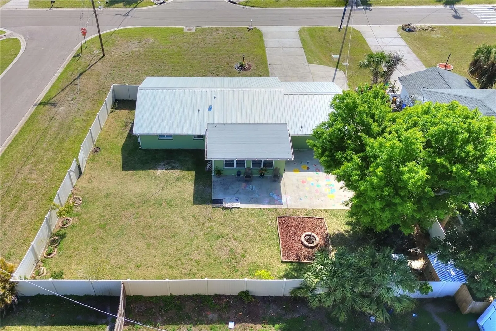6108 Fairway Boulevard Apollo Beach FL 33572