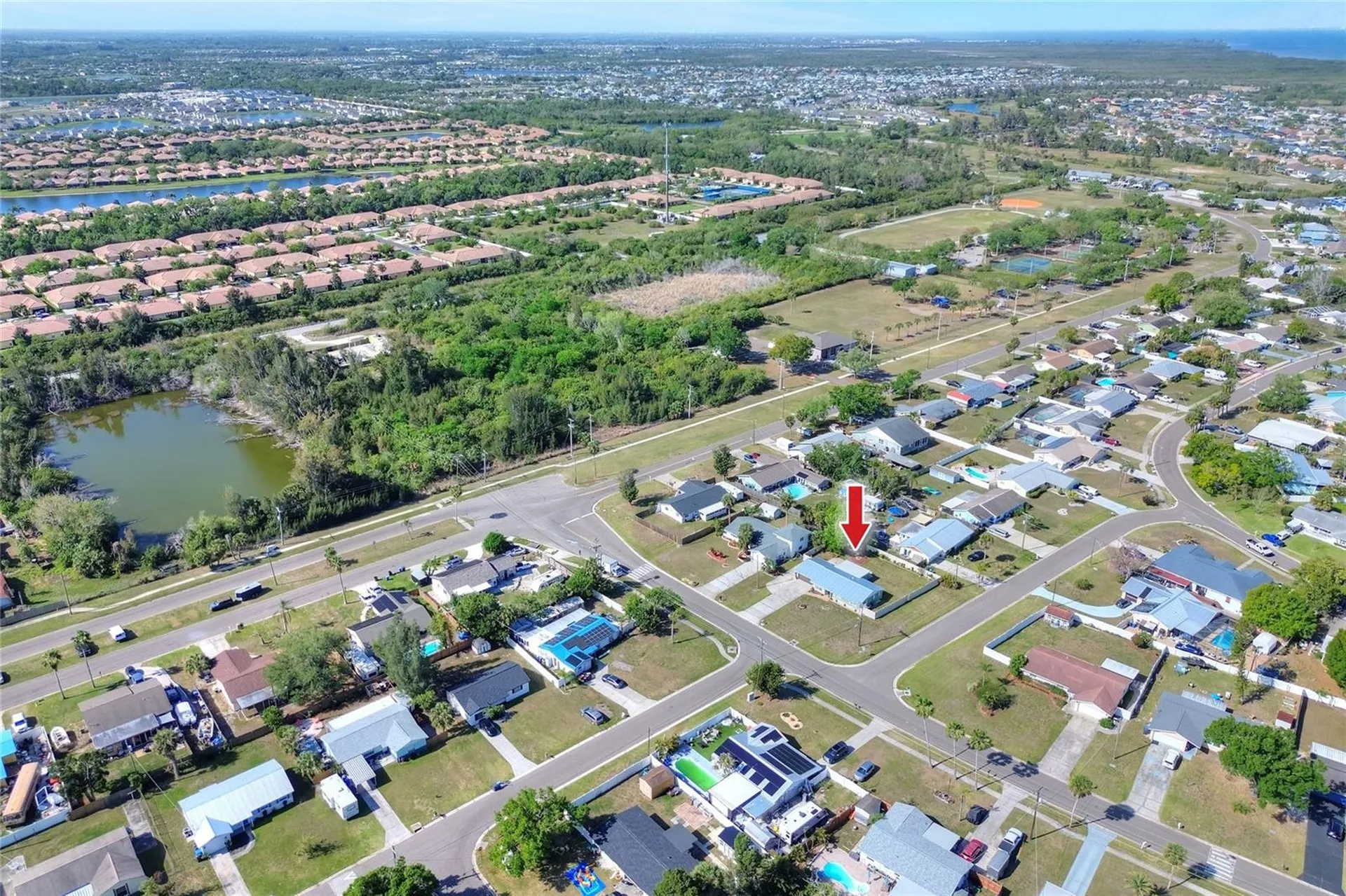 6108 Fairway Boulevard Apollo Beach FL 33572