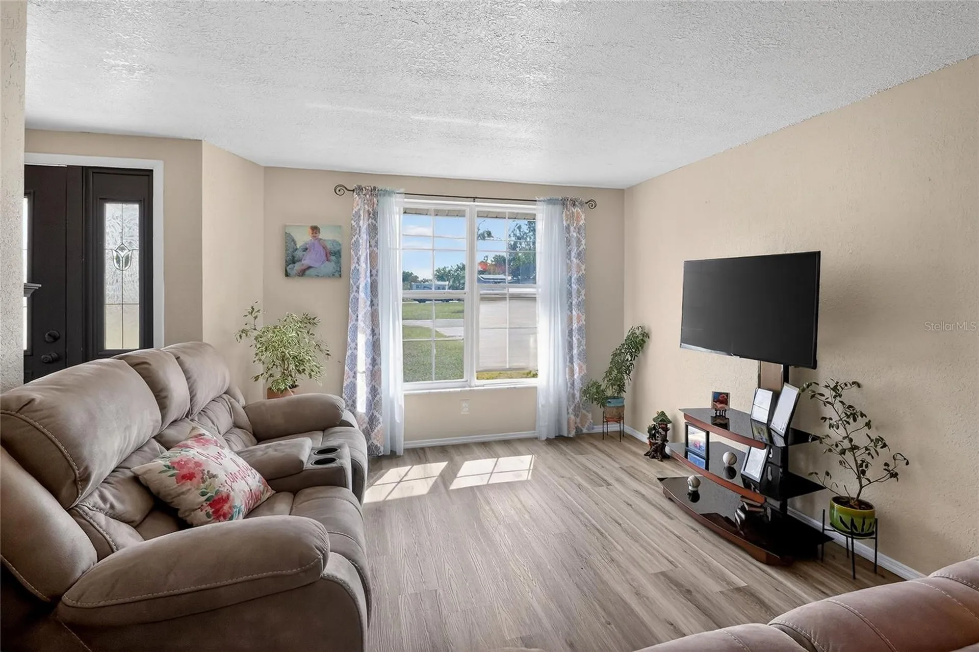6108 Fairway Boulevard Apollo Beach FL 33572