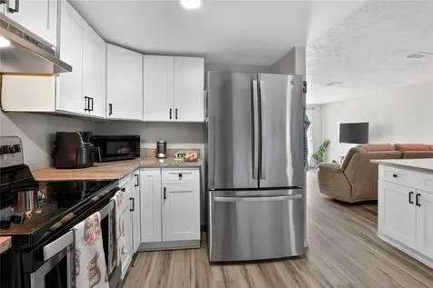 6108 Fairway Boulevard Apollo Beach FL 33572