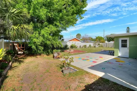 6108 Fairway Boulevard Apollo Beach FL 33572