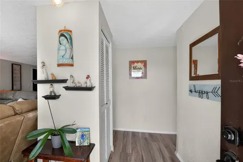 6108 Fairway Boulevard Apollo Beach FL 33572