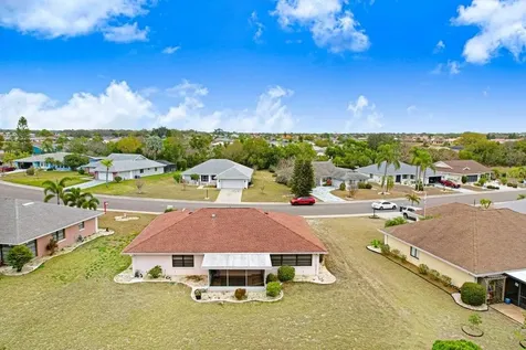 1807 New Bedford Drive Sun City Center FL 33573