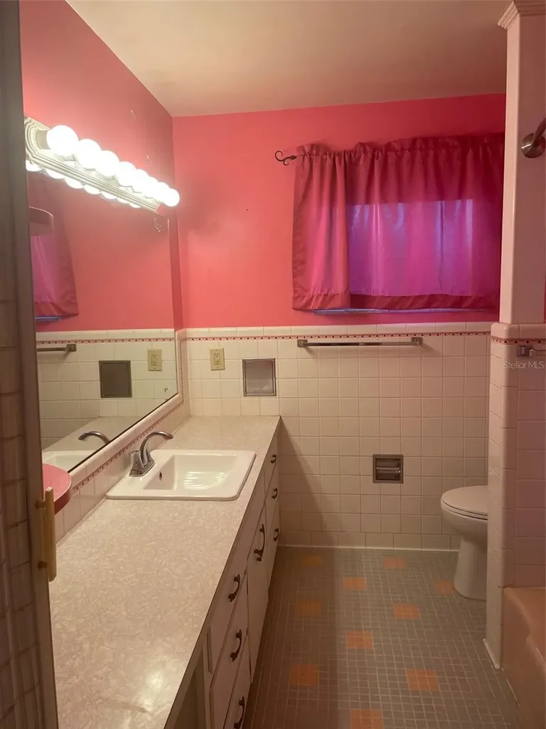 260 W Harbord Street Lake Alfred FL 33850