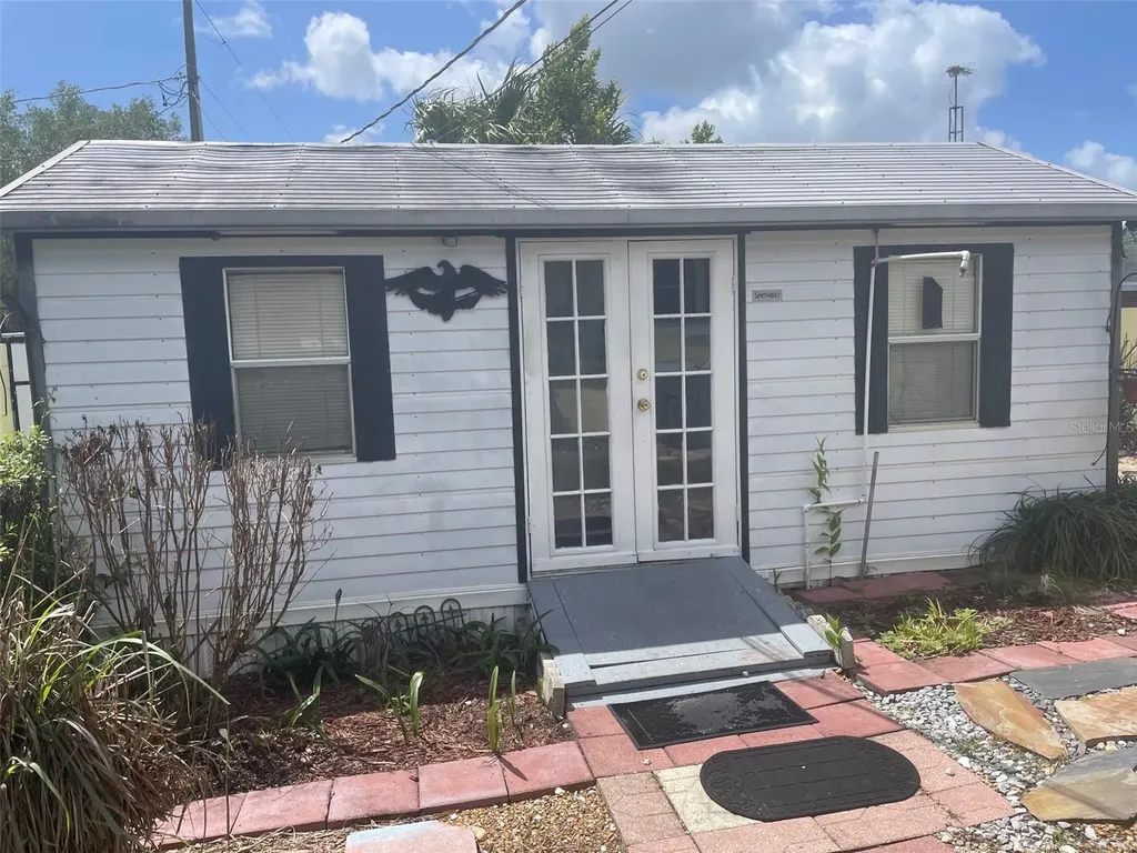 260 W Harbord Street Lake Alfred FL 33850