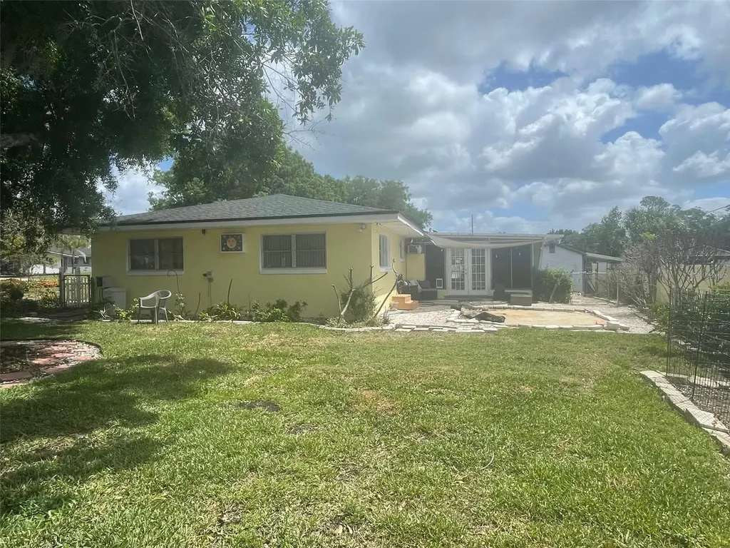 260 W Harbord Street Lake Alfred FL 33850