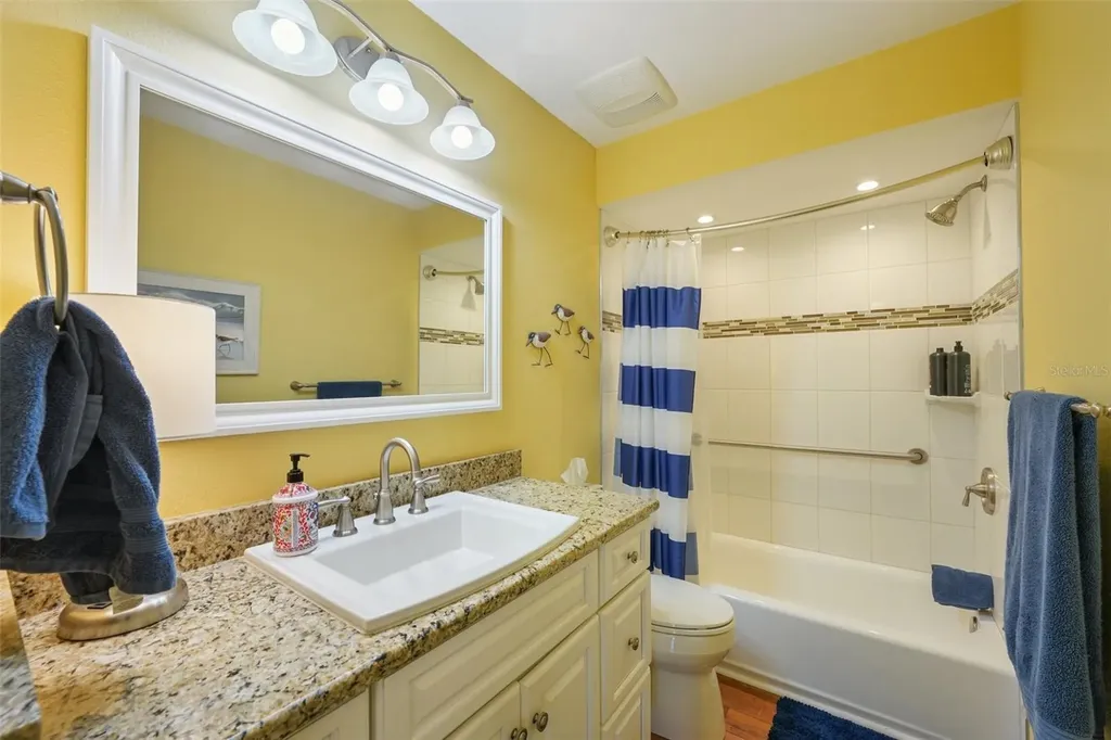285 107th Avenue Treasure Island FL 33706