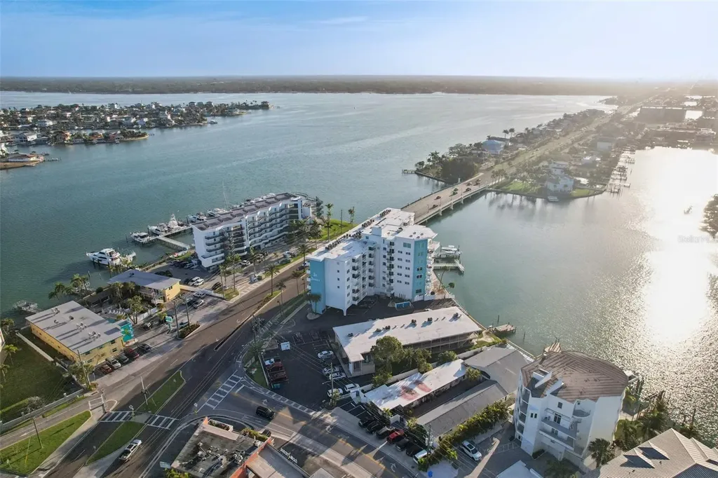 285 107th Avenue Treasure Island FL 33706