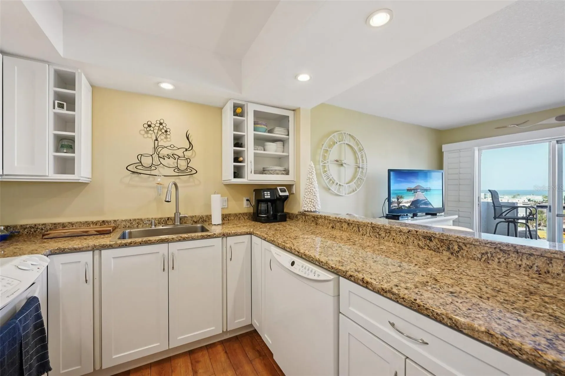 285 107th Avenue Treasure Island FL 33706