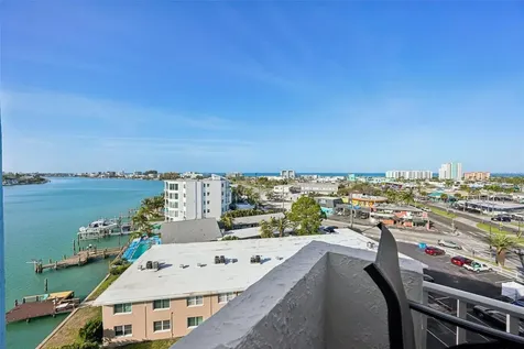 285 107th Avenue Treasure Island FL 33706