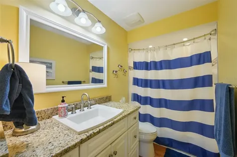 285 107th Avenue Treasure Island FL 33706