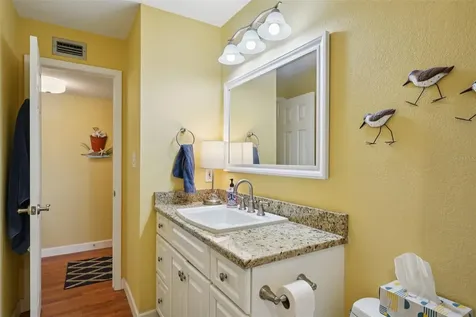 285 107th Avenue Treasure Island FL 33706