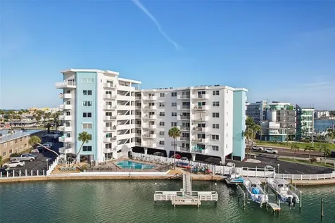 285 107th Avenue Treasure Island FL 33706