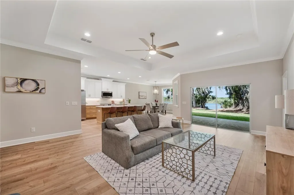 4537 Fairway Oaks Drive Mulberry FL 33860