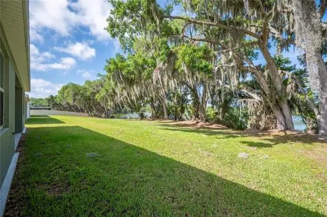 4537 Fairway Oaks Drive Mulberry FL 33860