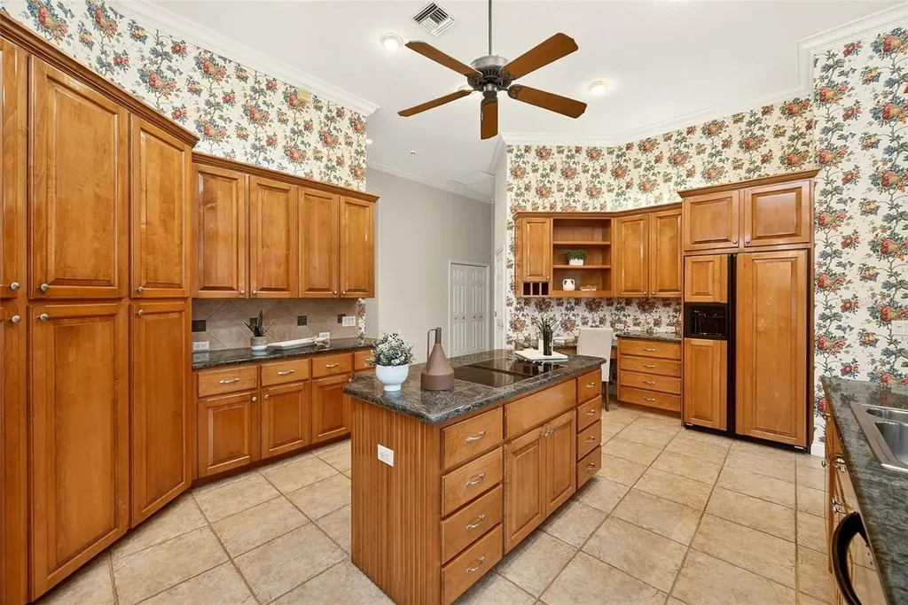 7640 Hunter Lane N Pinellas Park FL 33782