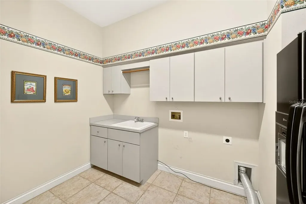 7640 Hunter Lane N Pinellas Park FL 33782