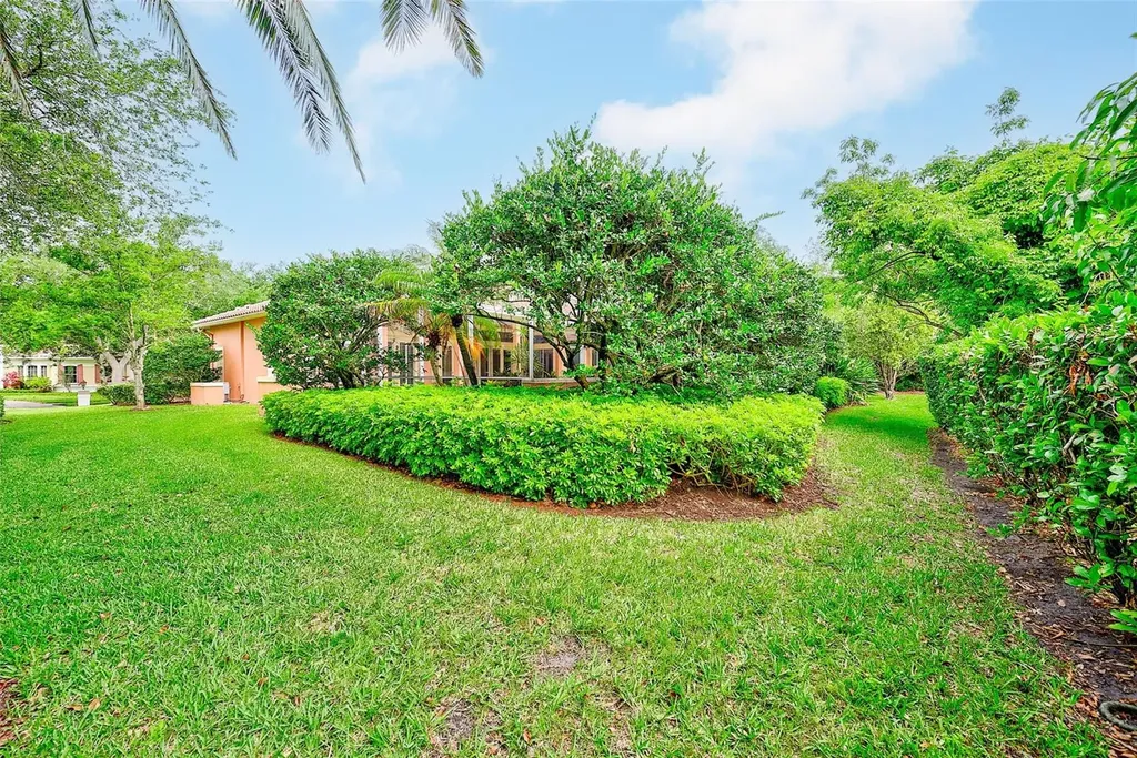 7640 Hunter Lane N Pinellas Park FL 33782