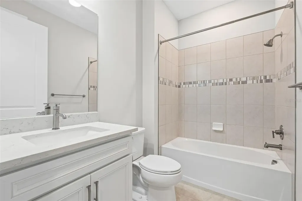17907 Eastbrook Terrace Bradenton FL 34202