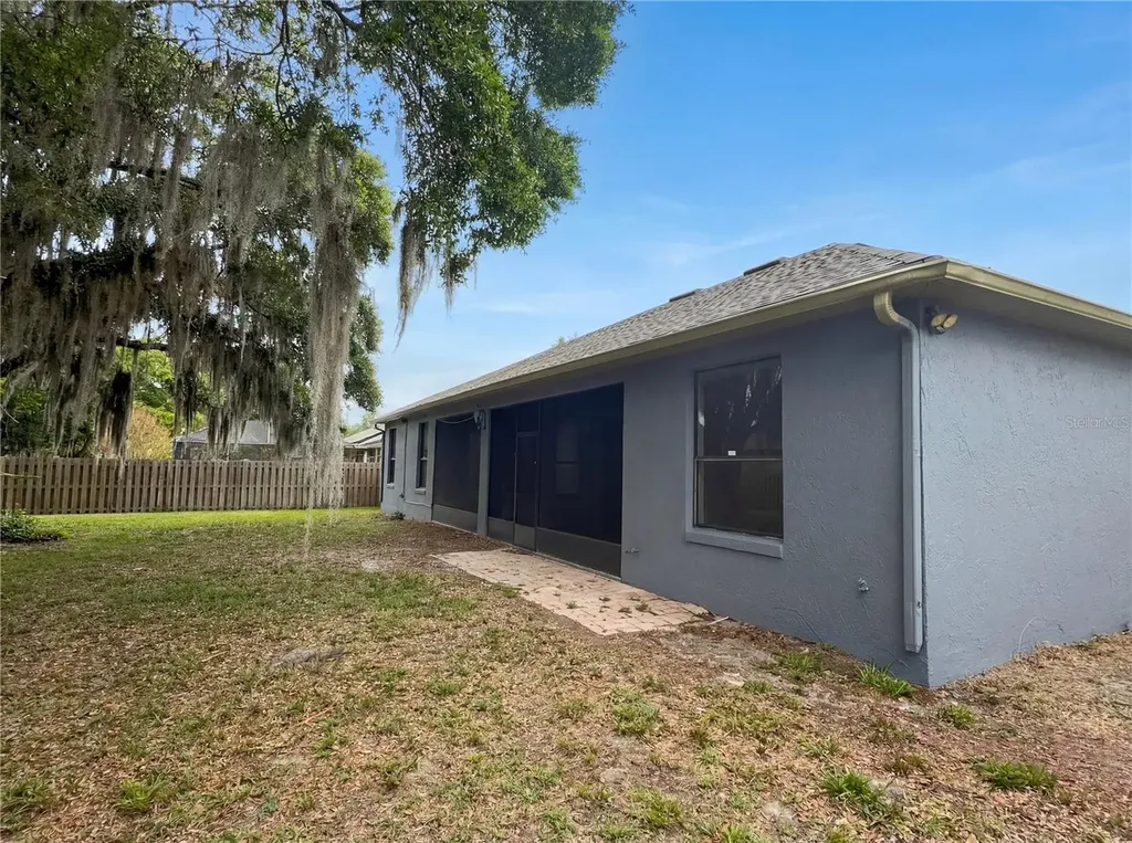216 Blue Crystal Drive Deland FL 32720