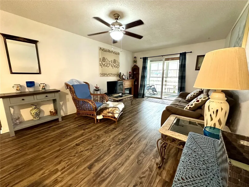 204 46th Avenue Terrace W Bradenton FL 34207