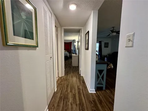 204 46th Avenue Terrace W Bradenton FL 34207