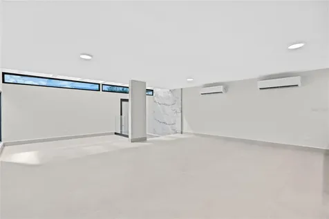 La Villa De Torrimar Rey Jorge 373 Guaynabo PR 00969