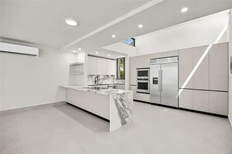 La Villa De Torrimar Rey Jorge 373 Guaynabo PR 00969