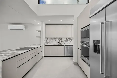 La Villa De Torrimar Rey Jorge 373 Guaynabo PR 00969