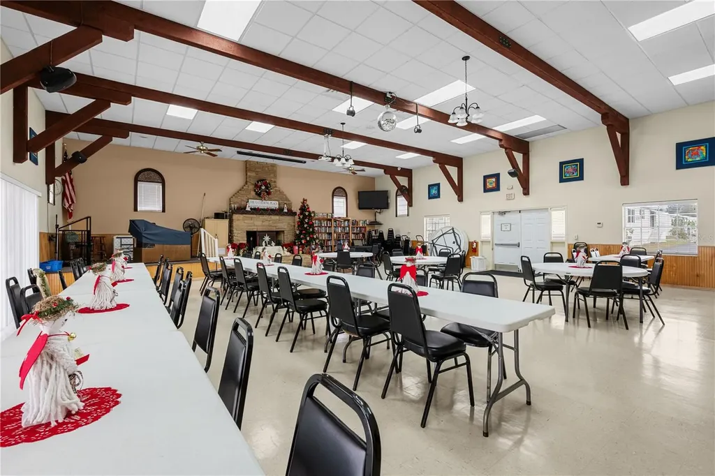 7135 El Dewitt Street Zephyrhills FL 33541