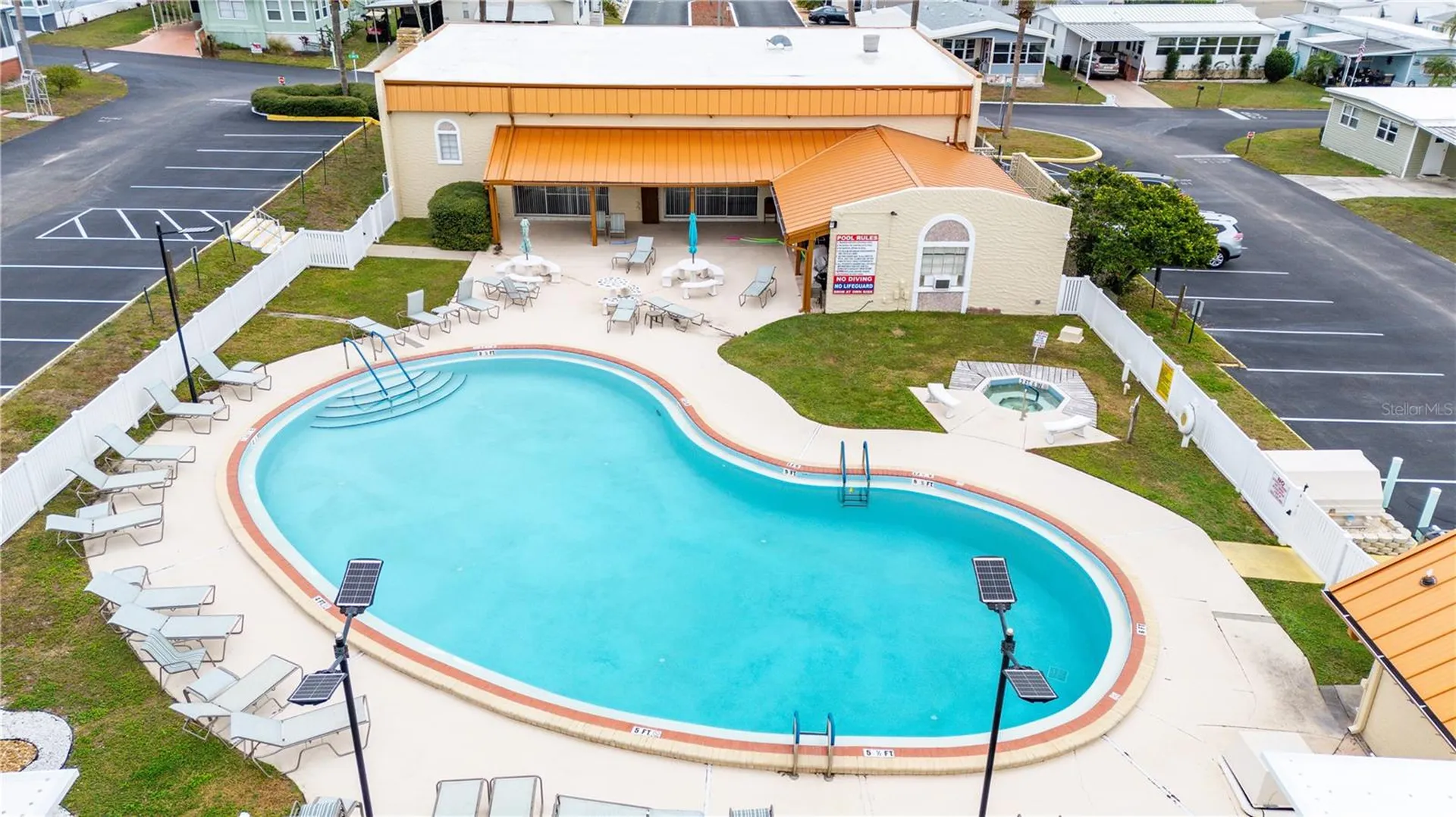 7135 El Dewitt Street Zephyrhills FL 33541