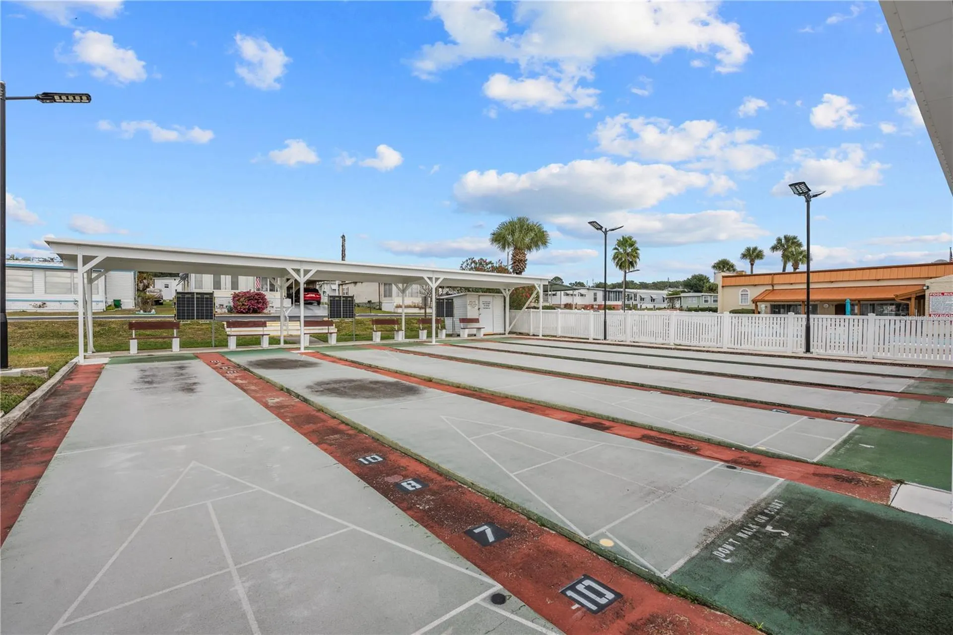 7135 El Dewitt Street Zephyrhills FL 33541
