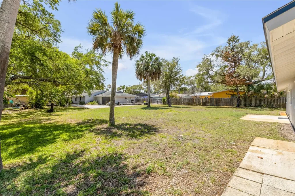 797 E 9th Avenue New Smyrna Beach FL 32169