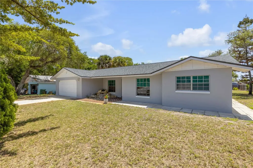 797 E 9th Avenue New Smyrna Beach FL 32169