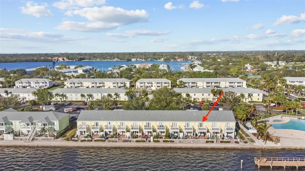 5026 Coquina Key Drive SE St Petersburg FL 33705