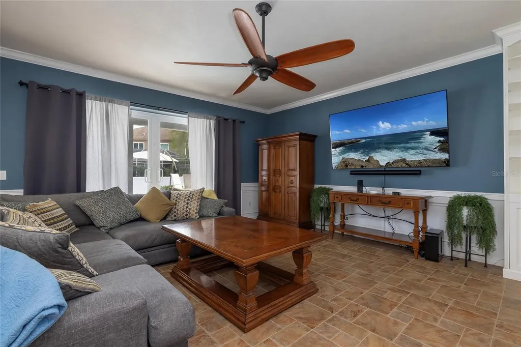 4859 Augusta Avenue Oldsmar FL 34677